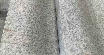 郑州芙蓉白S型拉丝面路沿石