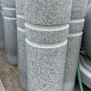 郑州 芝麻白花岗岩挡车柱、隔离柱多少钱