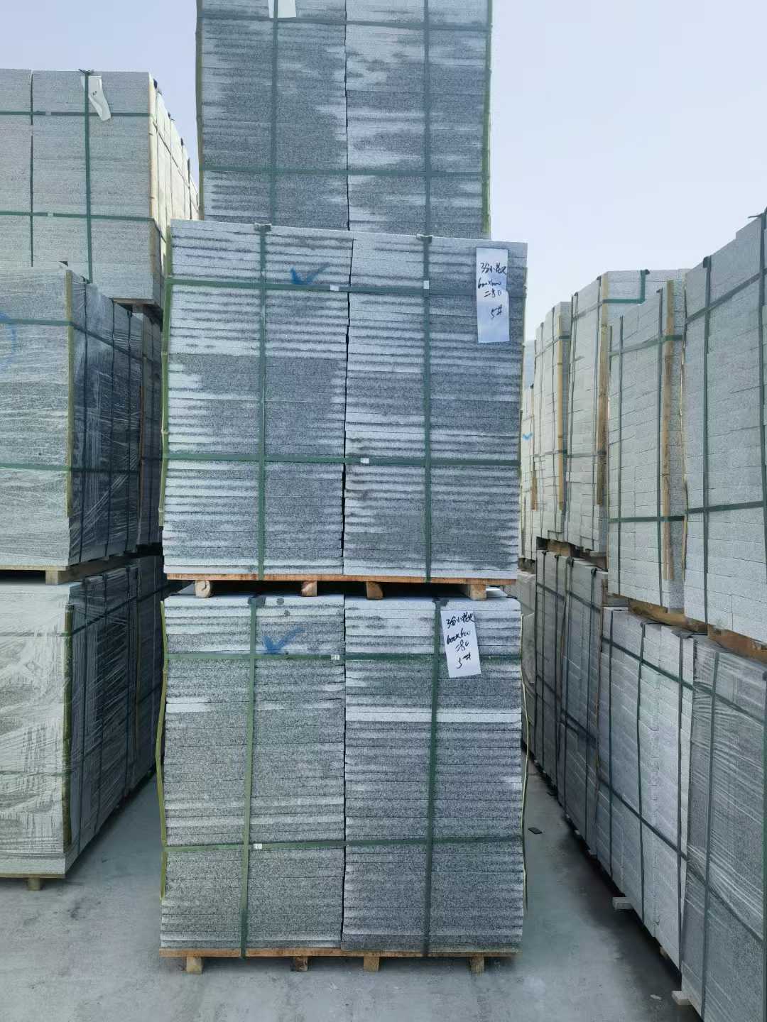郑州芝麻白地铺成品