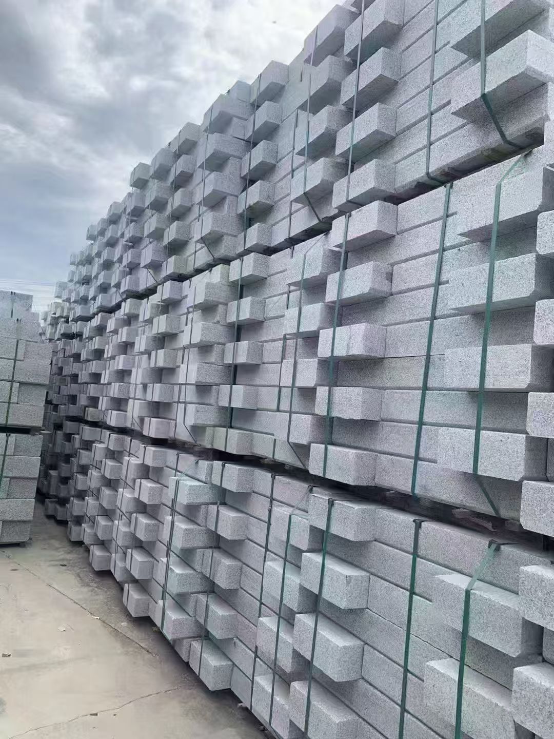 郑州 芝麻灰侧石